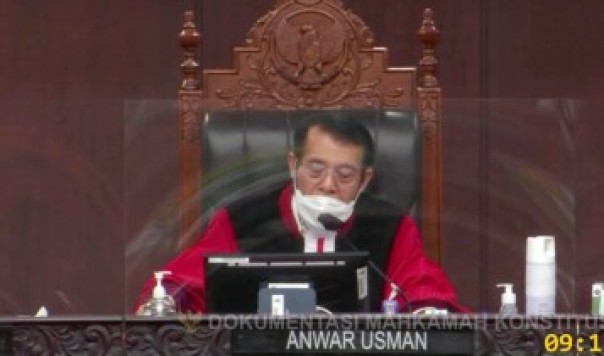 Hakim MK Bacakan Putusan/net