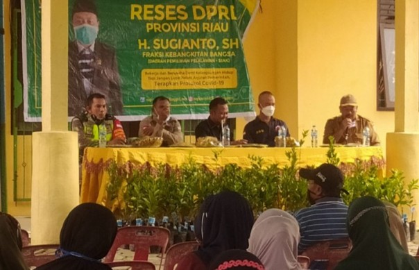 Reses, Anggota DPRD Riau Sugianto Sosialisasikan PSR di Siak