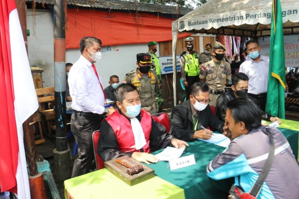 Tim Gakkum Covid-19 Inhil Lakukan Sidang Ditempat Bagi Pelanggaran Protkes