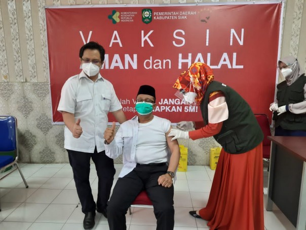 Sekda Siak Arfan Usman Akhirnya Bisa Di Vaksin