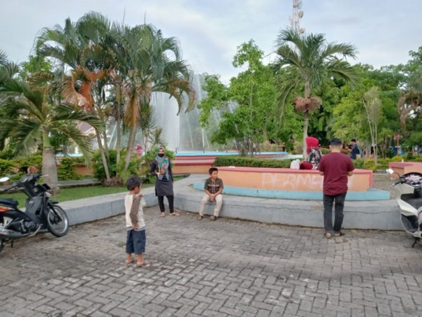 Taman Air Mancur Jadi Pilihan Tempat Ngabuburit Warga Bengkalis