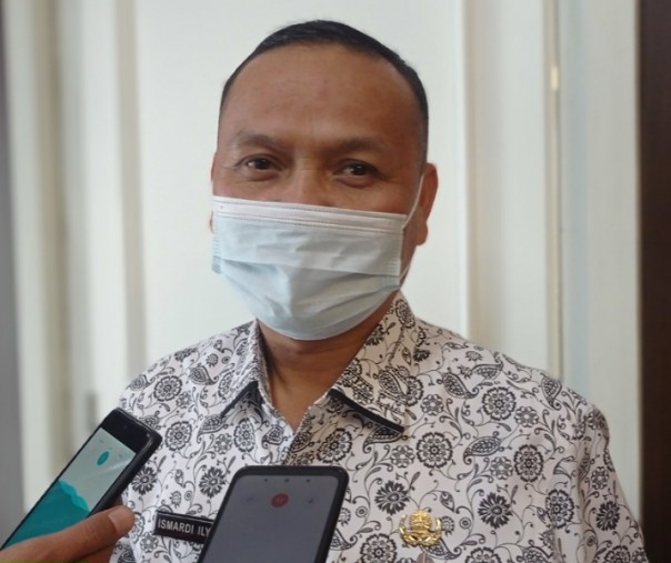 Kepala Dinas Pendidikan Kota Pekanbaru Ismardi Ilyas. Foto: Surya/Riau1.