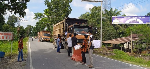 Pemuda Pancasila dan Ikatan Remaja Mesjid As-sa'adah Koto Gasib Galang Dana Untuk Palestina