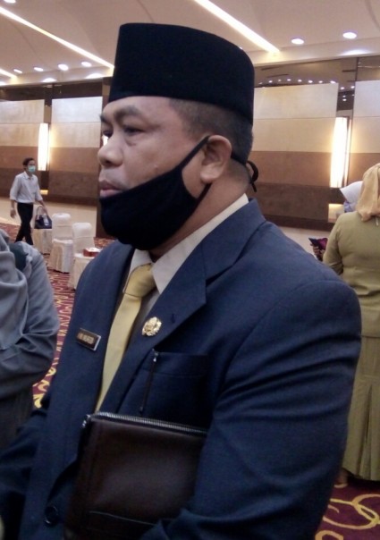 Kadis LHK Riau, Mamun Murod