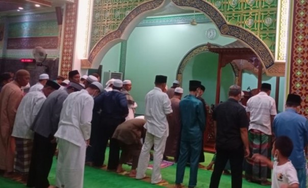 Warga Bengkalis Laksanakan Sholat Gerhana, Usai Magrib Kemarin