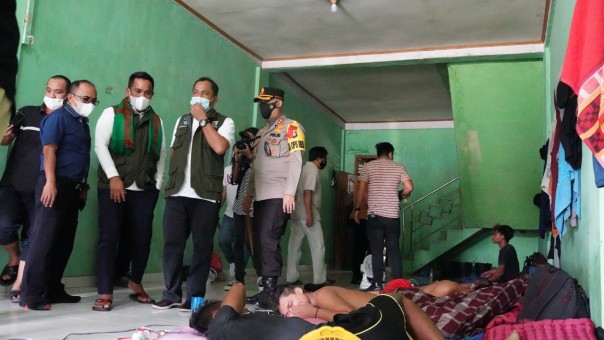 Bupati Pelalawan sidak penampungan tenaga kerja