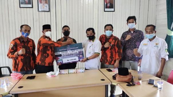 Penyerahan bantuan untuk Rakyat palestina ke Baznas Siak