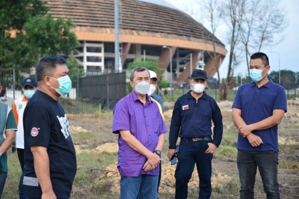 Gubernur Riau, Syamsuar di Stadion Utama Riau