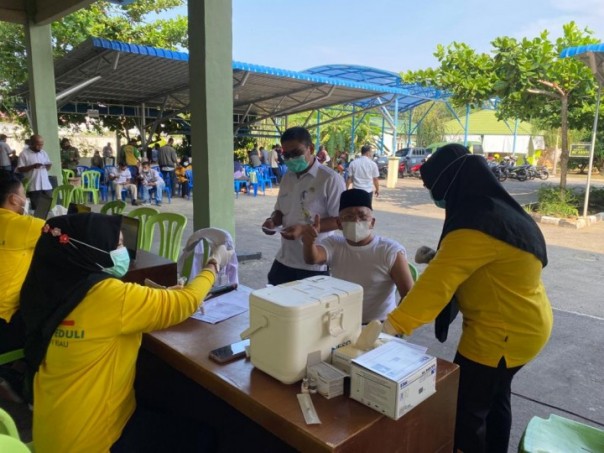 DLH Bengkalis Vaksinasi ASN dan Petugas Kebersihan