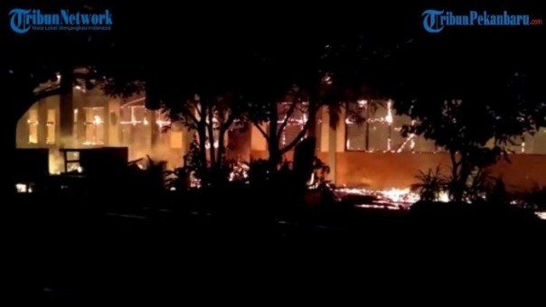 Gedung SDN 012 Candi Rejo Terbakar, Empat Ruang Kelas Ludes