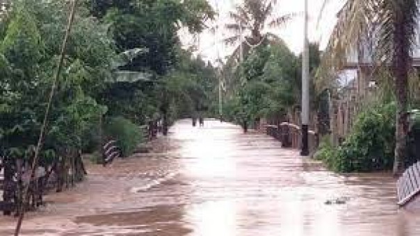 Banjir Batang Tapan, Bupati Pessel Temui Langsung Mentri PUPR di Jakarta untuk Normalisasi Sungai/Langgam.id