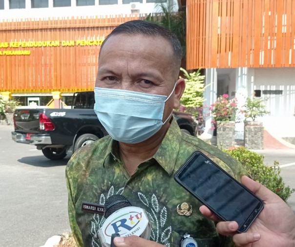 Kepala Disdik Pekanbaru Ismardi Ilyas. Foto: Surya/Riau1.