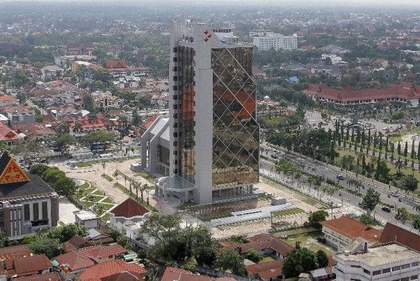 Menara Bank Riau Kepri