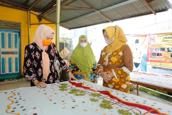 Saat kunjungan kerja TP PKK Riau di Indragiri Hulu 