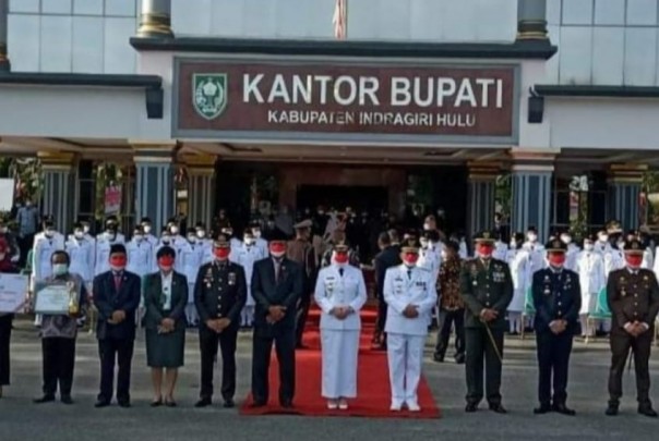 Bupati Inhu Menjadi Irup Peringatan HUT ke-76 Kemerdekaan RI