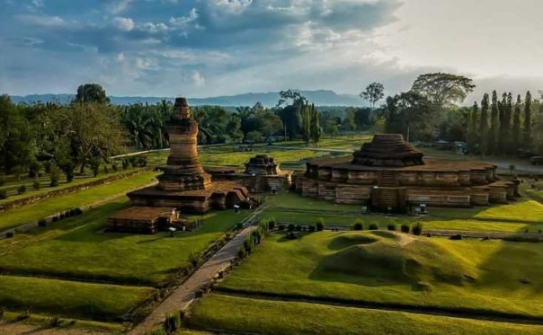 Candi Muara Takus/Net