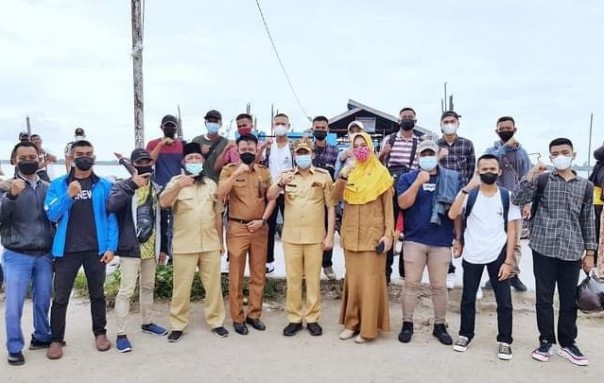 Pemuda Meranti yang diberangkatkan ke BBLK di Banten