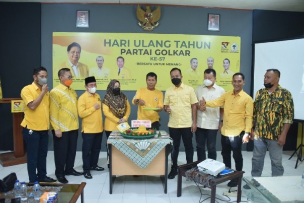 Saat selamatan Partai Golkar di DPD Bengkalis