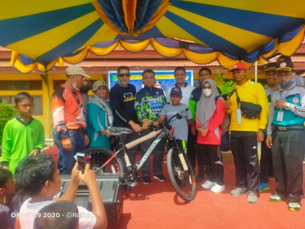 Perayaan HGN dan HUT Korpri di Kecamatan Seberida Dimeriahkan Dengan Acara Sepeda Santai