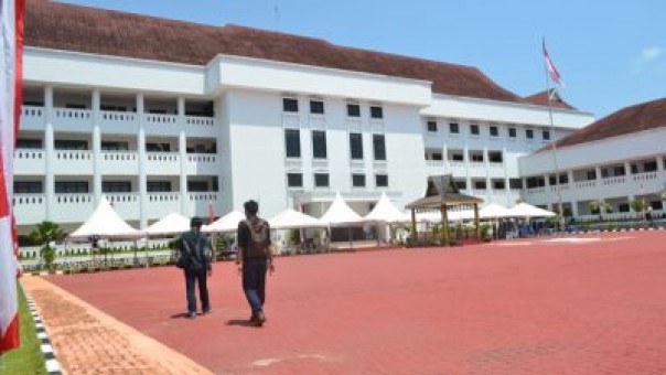 Kantor Gubernur Kepri (Foto:Harianmemokepri)