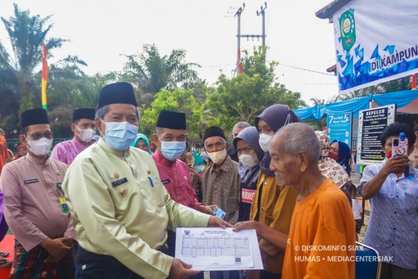 Bupati Alfedri dalam program Bujang Kampung 