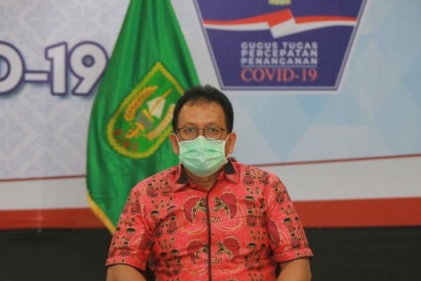 Kepala BKD Riau, Ikhwan Ridwan