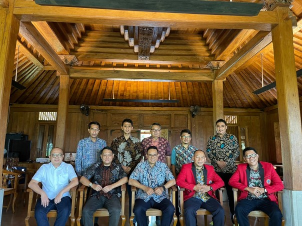 Saat silaturahim KAKAMMI bersama Anies Baswedan