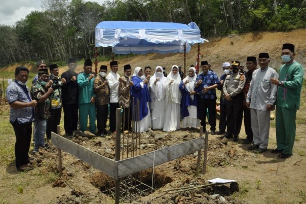 Mewujudkan Cita-cita Alm H Soegianto, Yopi Arianto Bangun Ponpes dan Mesjid