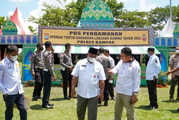 Sekda tinjau Pos Pengamanan Operasi Ketupat 