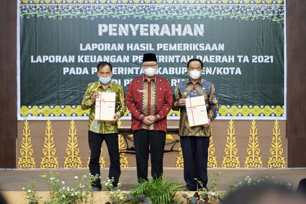 Penyerahan hasil pemeriksaan