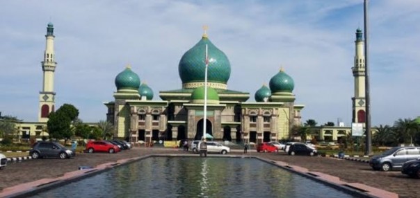 Masjid Raya Annur Pekanbaru