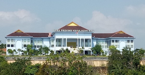 Knator DPRD Kepri