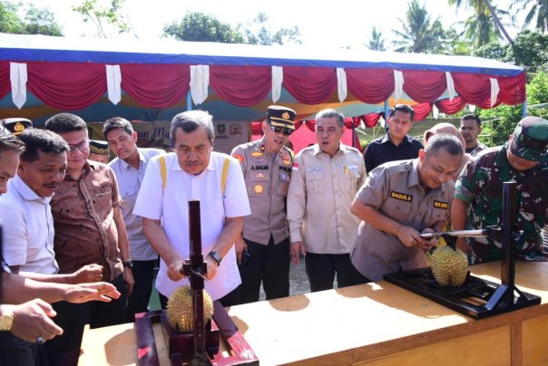 Kunjungan Kerja Gubri Syamsuar di Bengkalis belum lama ini