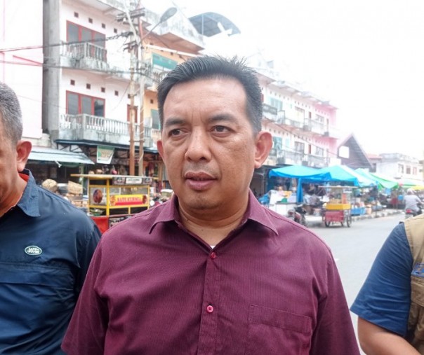 Kepala Badan Kesbangpol Pekanbaru Zulfahmi Adrian. Foto: Surya/Riau1. 