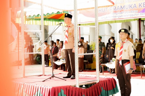  Bupati Rohil Afrizal Sintong pimpin upacara peringatan hari Pramuka ke-61