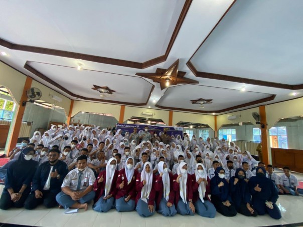 Safety Riding Spesial Pelajar, Sukses Diselenggarakan oleh Student Education Forum Pekanbaru Bersama SMK Farmasi  Ikasari Pekanbaru