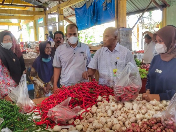 Sidak di pasar tradisional