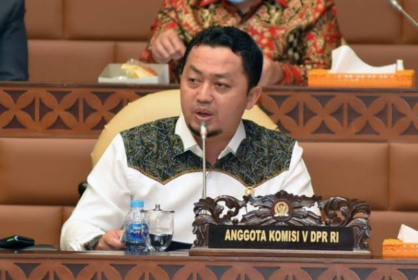 Anggota DPR RI, Syahrul Aidi Maazat