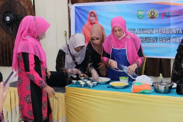 Pelatihan pembuatan makanan penambah protein