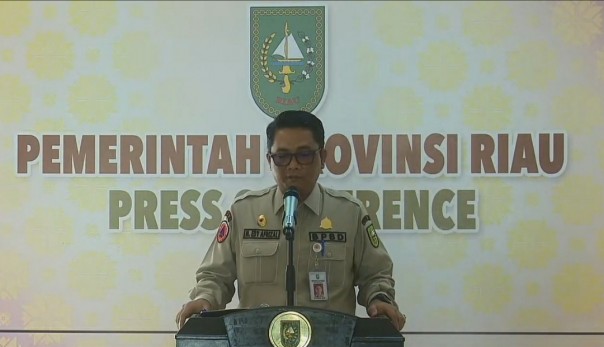  Kepala Badan Penanggulangan Bencana (BPBD) Provinsi Riau Edy Afrizal