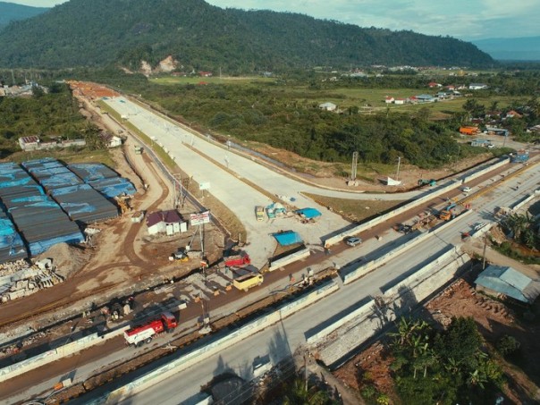 Tol Padang-Sicincin