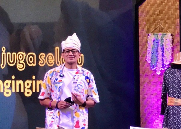 Menteri Sandiaga Uno saat buka Pameran AKI 2022 di Pekanbaru