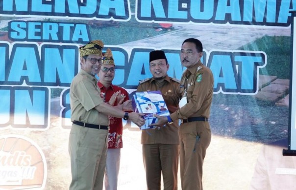 Wabup Husni Merza terima tim penilai dari provinsi