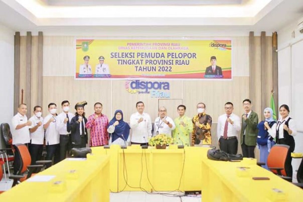 Kadispora Riau bersama Pemuda Pelopor