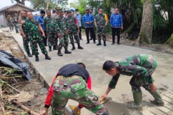 TMMD di Desa Teluk Meranti, Pelalawan 