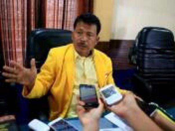 Wakil Ketua DPD Partai Golkar Riau, Masnur. 